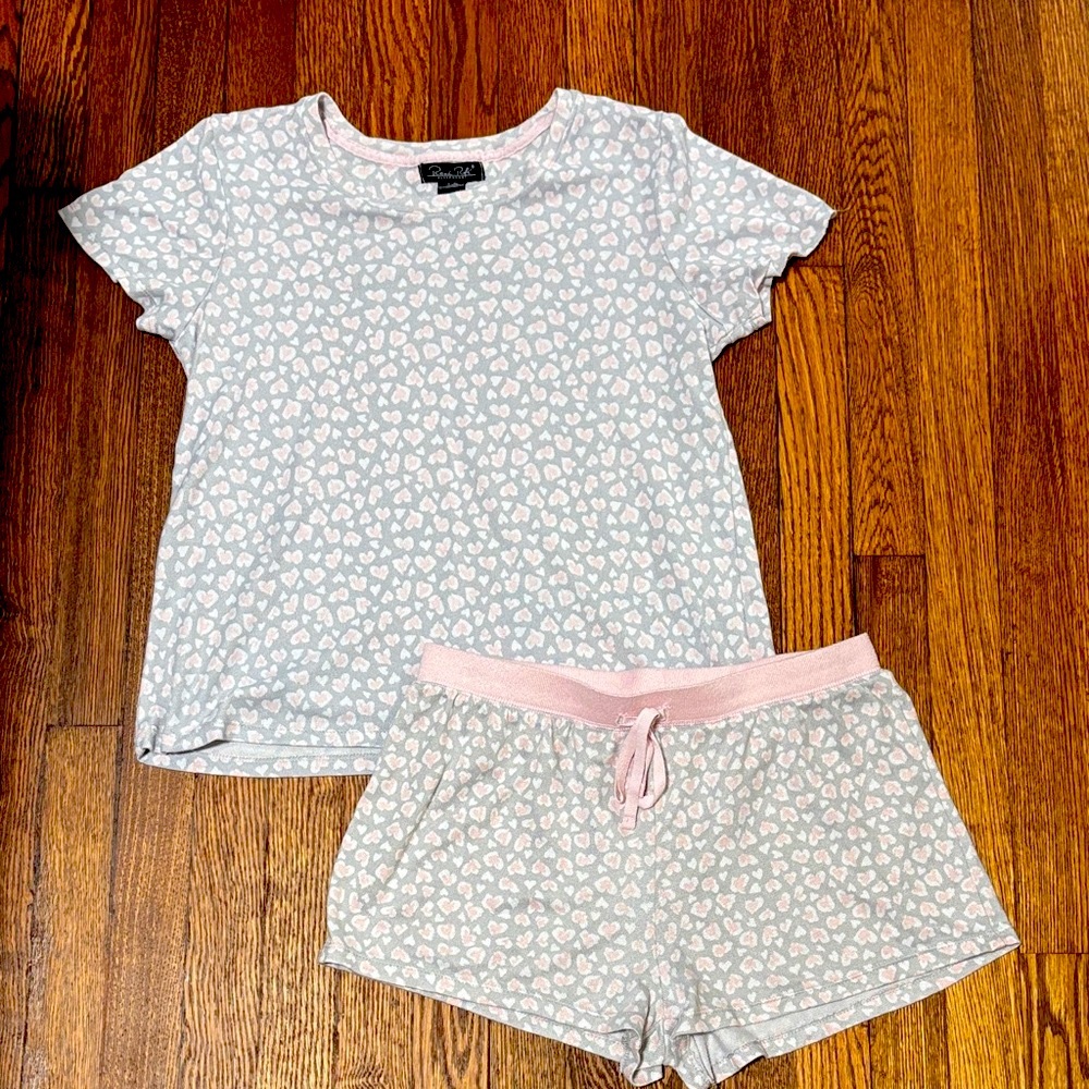 Rene Rofe Heart Pattern Pajama Set in Gray and Pink